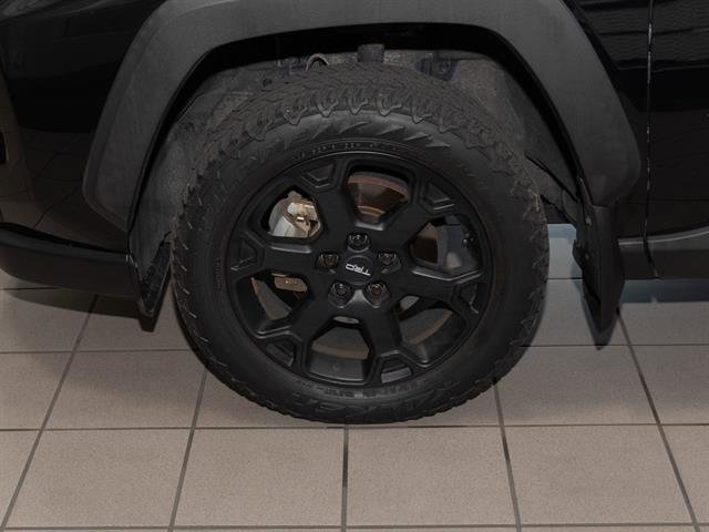 Used 2021 Toyota RAV4 TRD Off-Road image 5