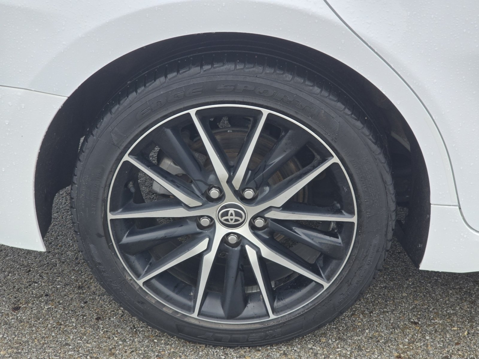 Used 2023 Toyota Camry SE FWD image 8
