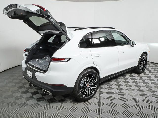 New 2026 Porsche Cayenne AWD image 29