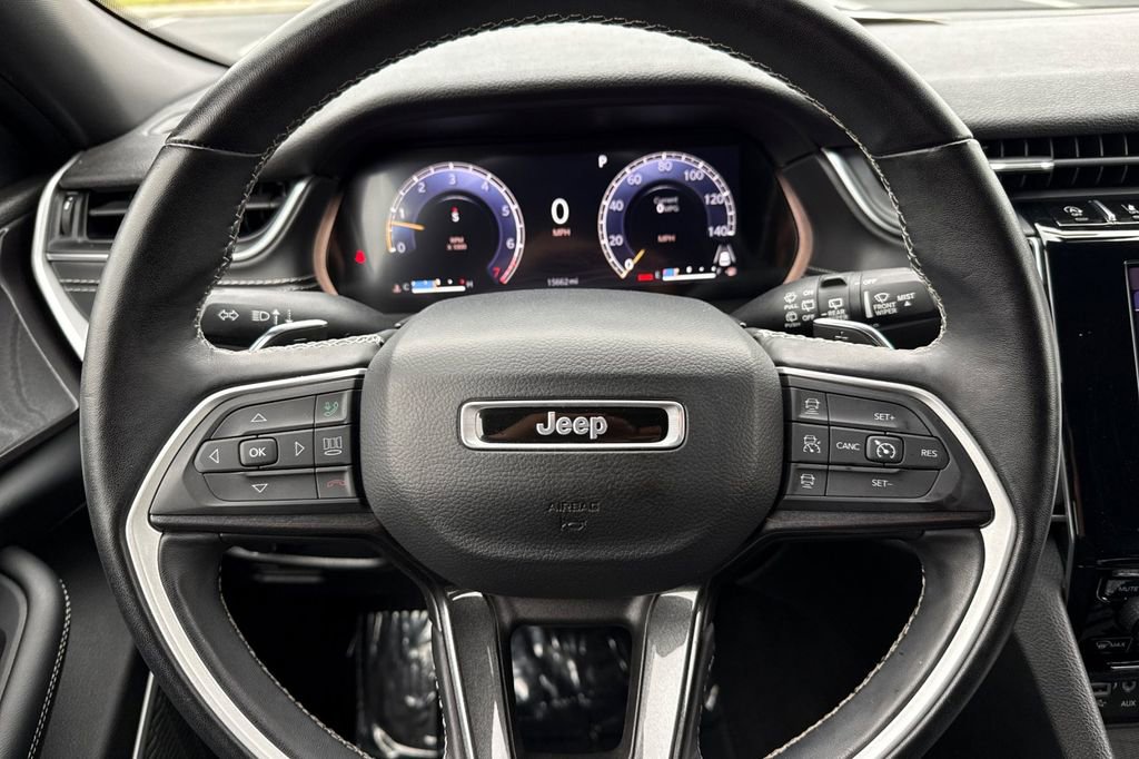 Used 2022 Jeep Grand Cherokee Altitude image 34