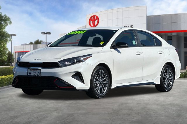 Used 2024 Kia Forte GT-Line FWD image 9