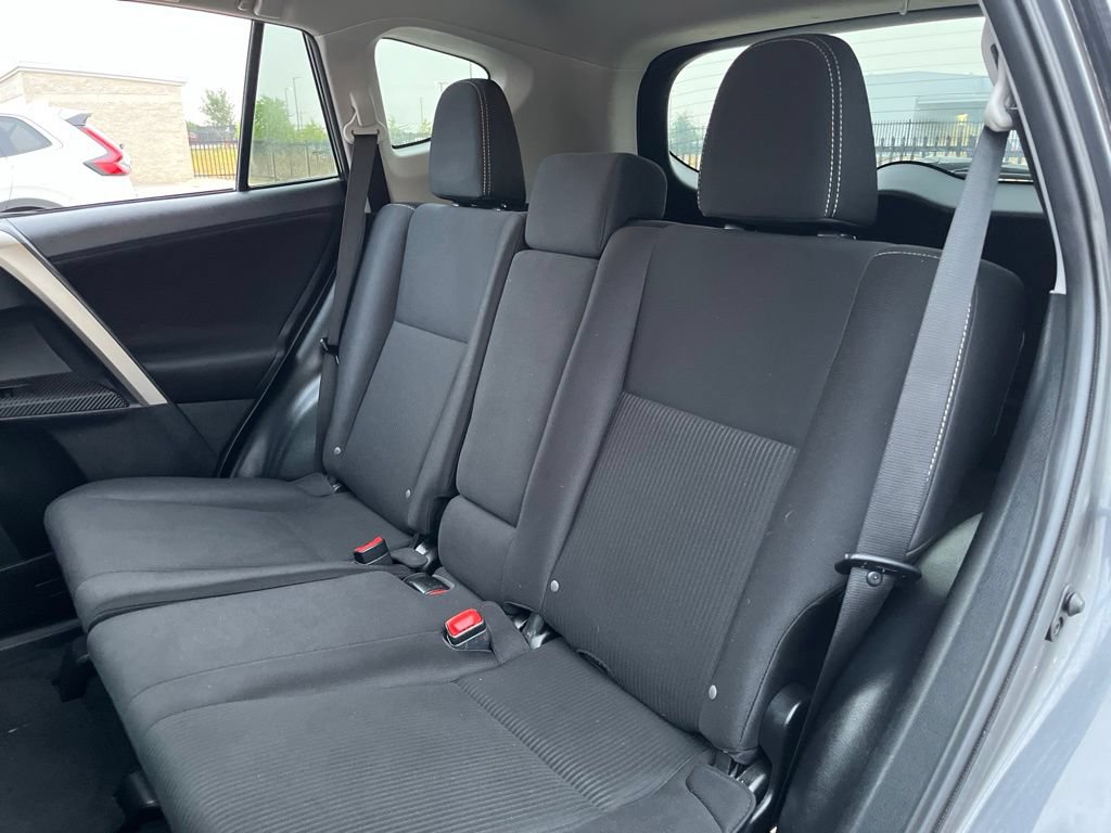 Used 2015 Toyota RAV4 XLE FWD image 26