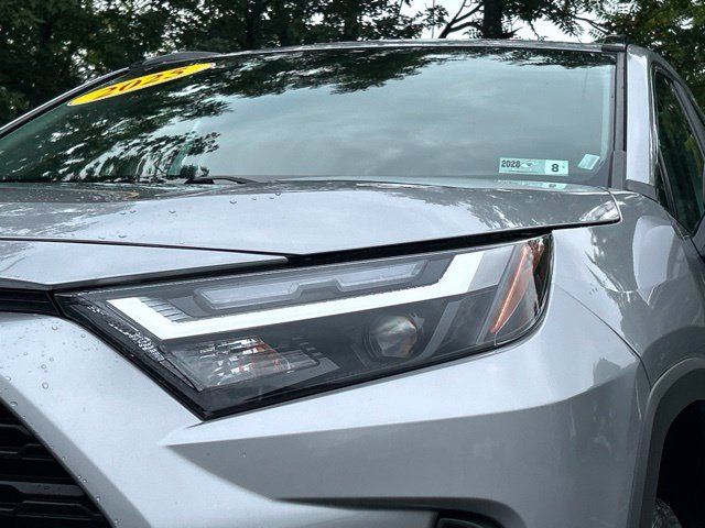 Used 2025 Toyota RAV4 XLE AWD/4WD image 15
