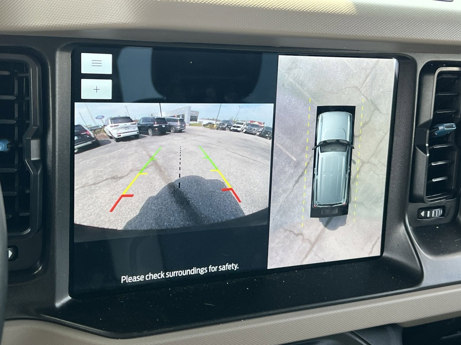 Used 2023 Ford Bronco Wildtrak image 27