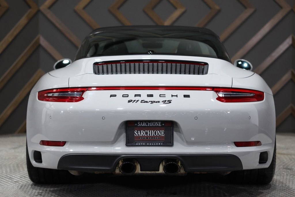 Used 2018 Porsche 911 Targa 4S image 17