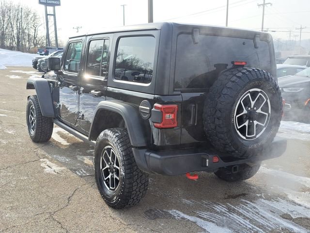 Used 2024 Jeep Wrangler Unlimited Rubicon image 3