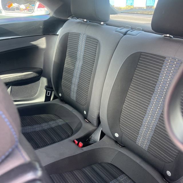 Used 2013 Volkswagen Beetle 2.0T image 12