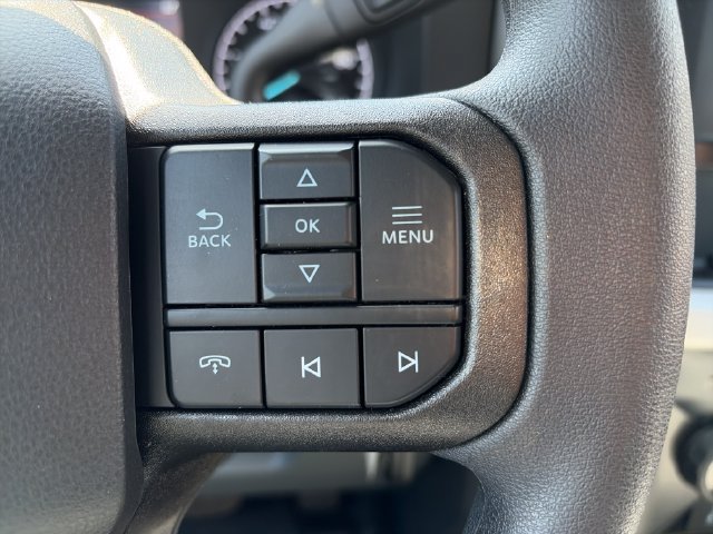 New 2026 Ford F550 4x4 Crew Cab image 12