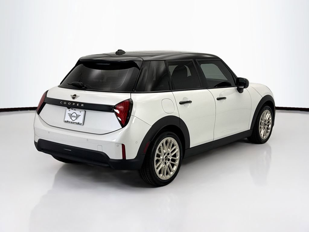 New 2026 MINI Cooper 4-Door Hardtop FWD image 5