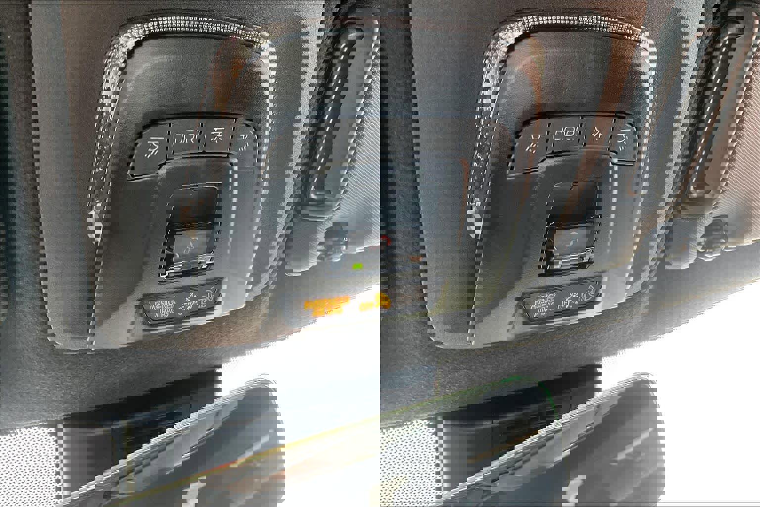 Used 2026 Toyota Corolla SE image 33