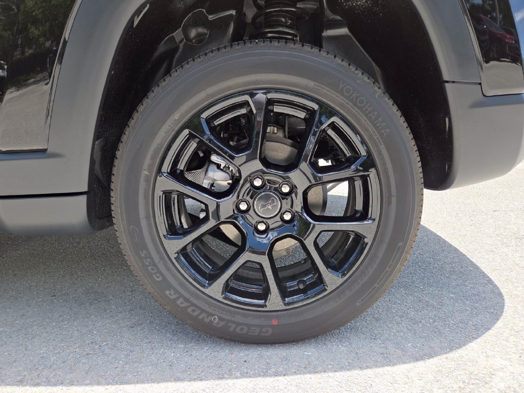 New 2026 Jeep Compass Latitude AWD/4WD image 20