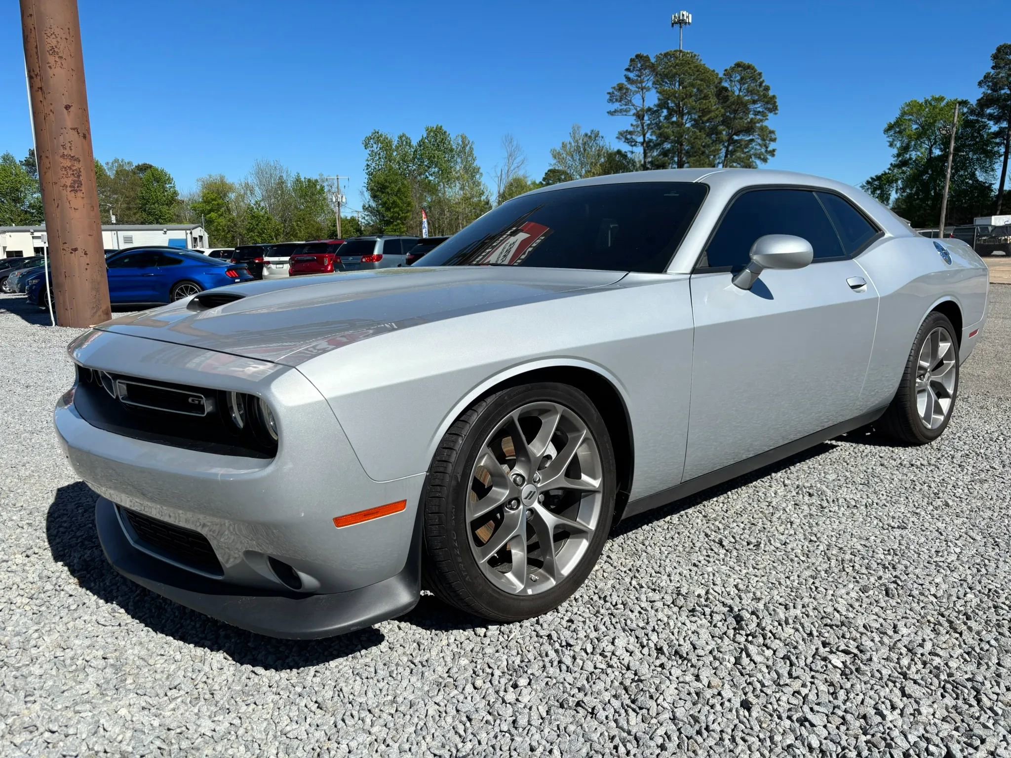 Used 2022 Dodge Challenger GT image 2