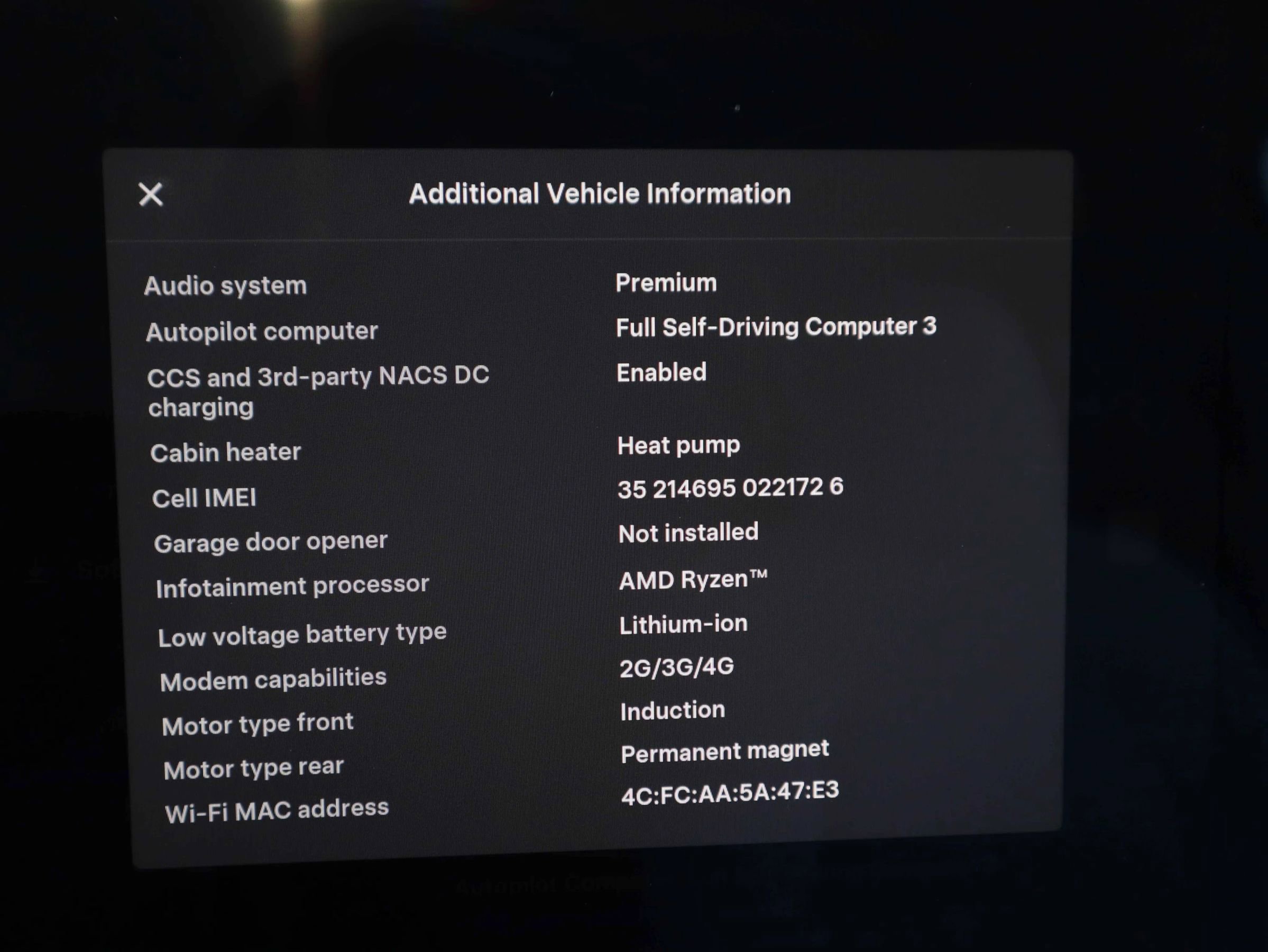 Used 2022 Tesla Model Y Long Range image 22