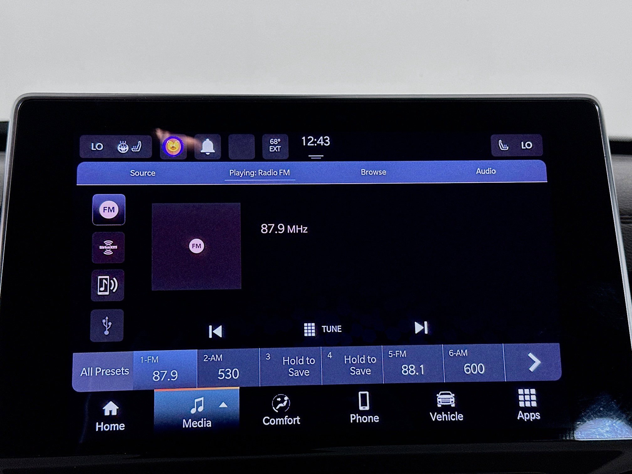 Used 2024 Jeep Compass Limited image 21