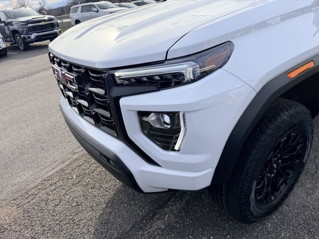 New 2026 GMC Canyon Elevation w/ Convenience Package image 12