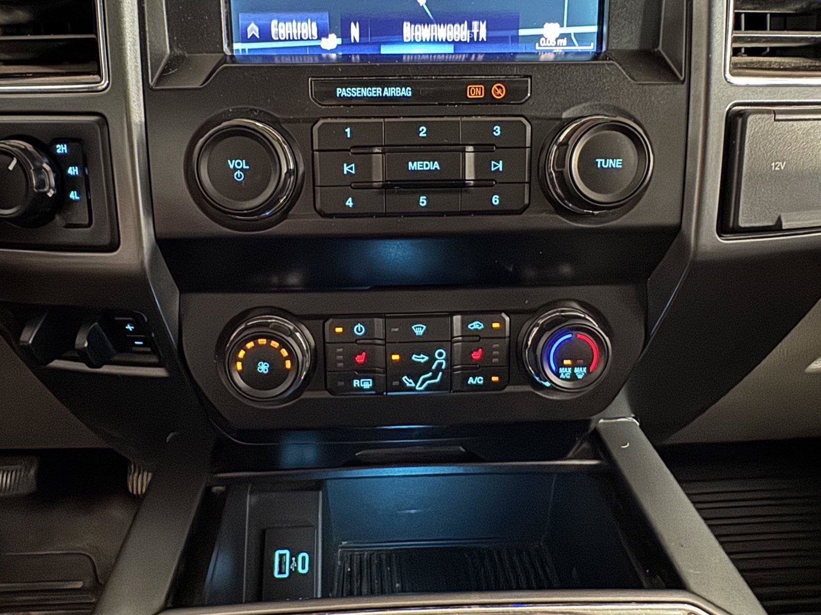 Used 2022 Ford F350 XLT w/ XLT Premium Package AWD/4WD image 14