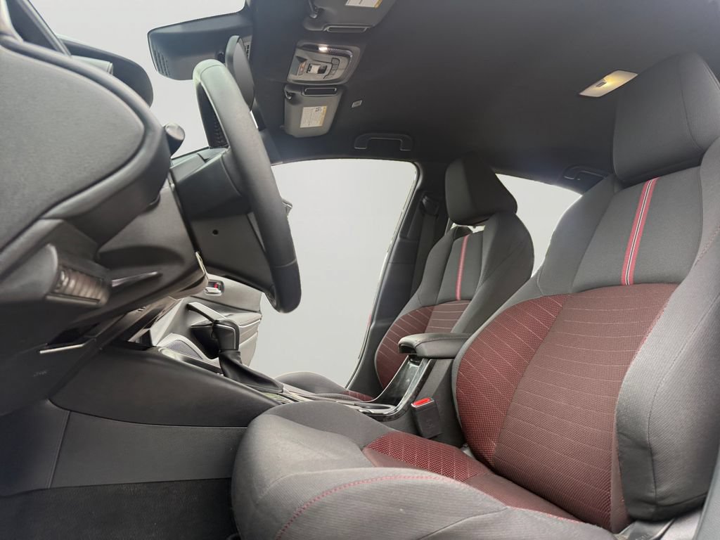 Used 2023 Toyota Corolla SE w/ Carpet Mat Package (TMS) FWD image 23