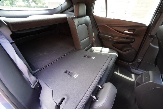 Used 2025 Buick Envista Sport Touring w/ Convenience I Package FWD image 21