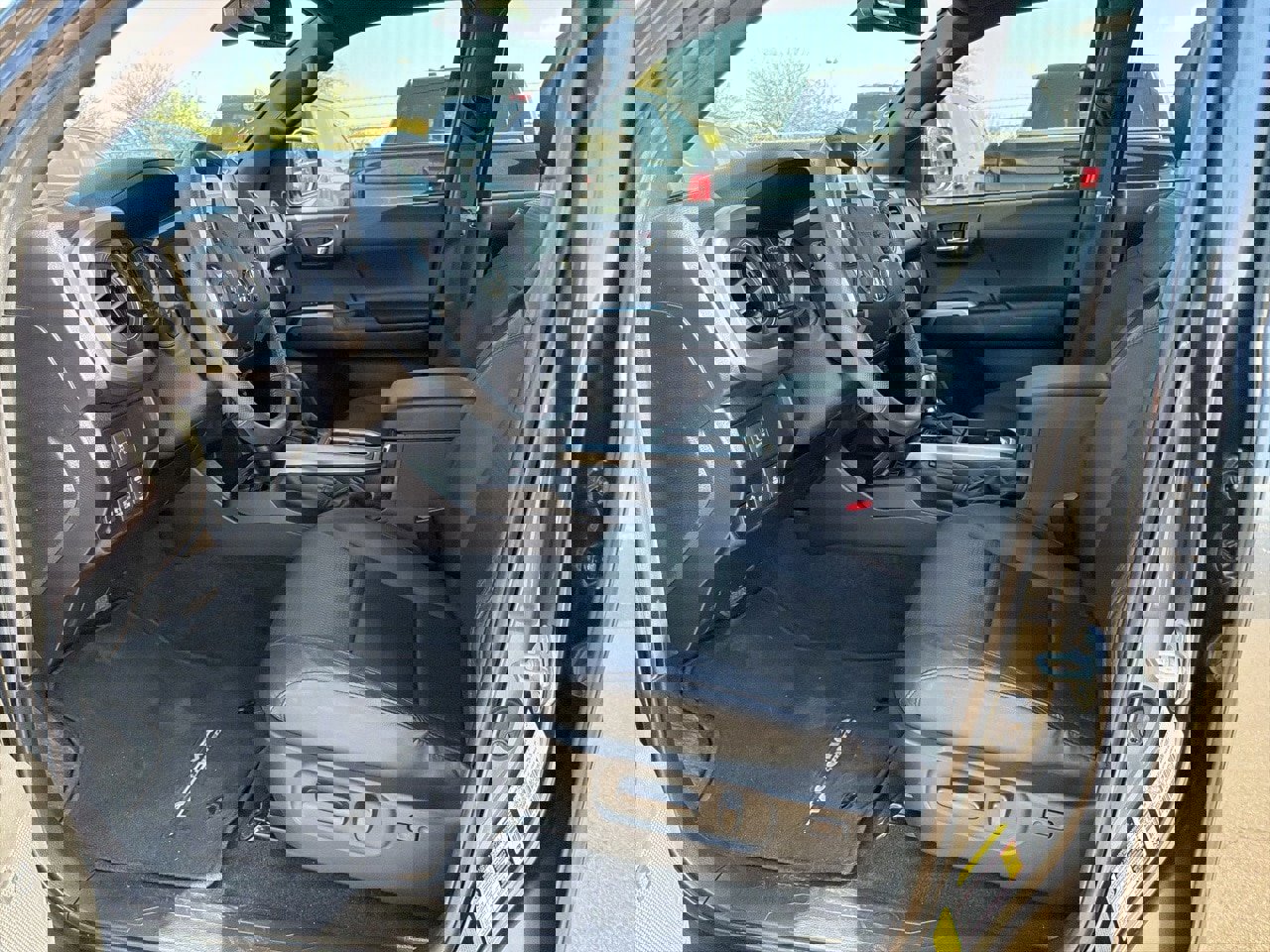 Used 2022 Toyota Tacoma Limited image 10