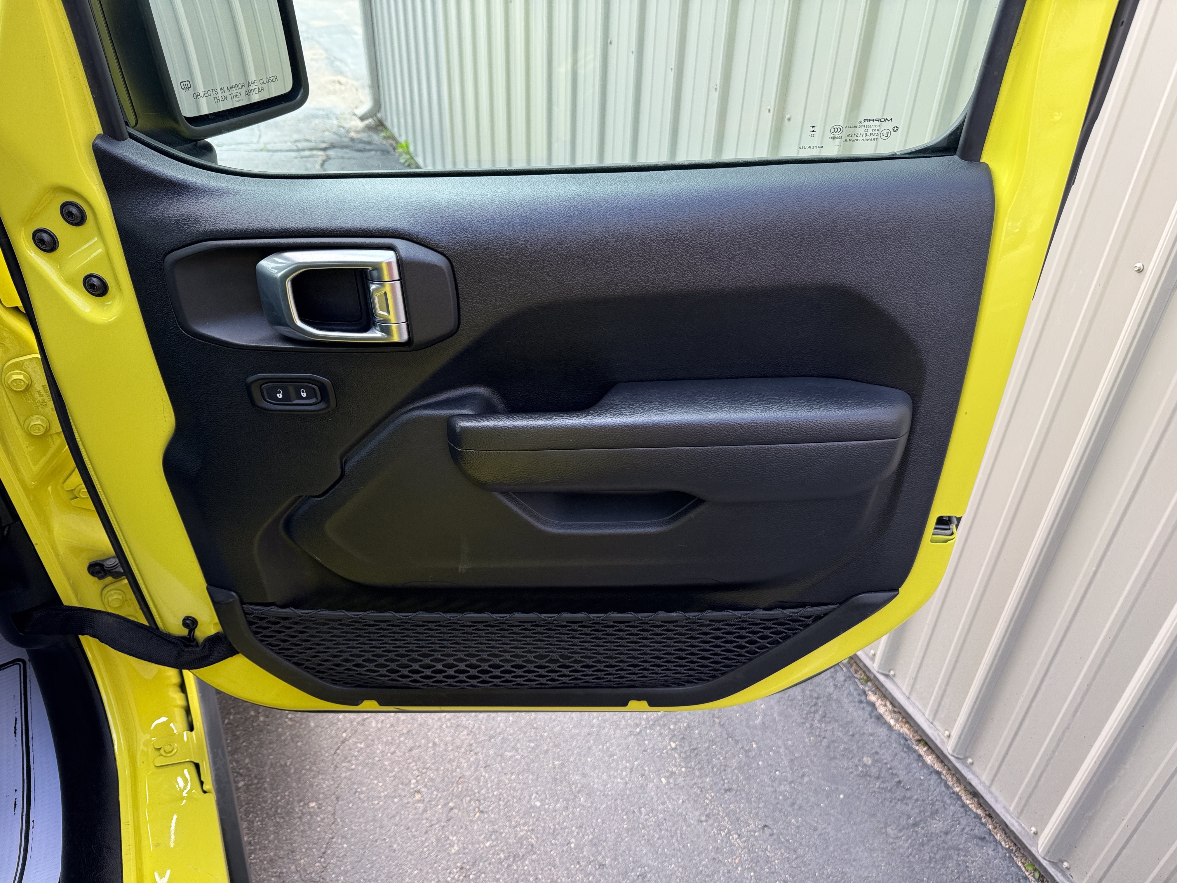 Used 2024 Jeep Wrangler Unlimited Rubicon 4xe AWD/4WD image 25