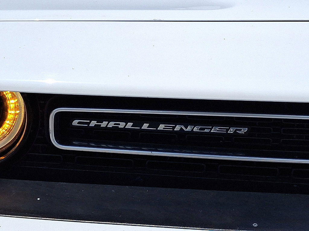 Used 2016 Dodge Challenger SXT Plus RWD image 24