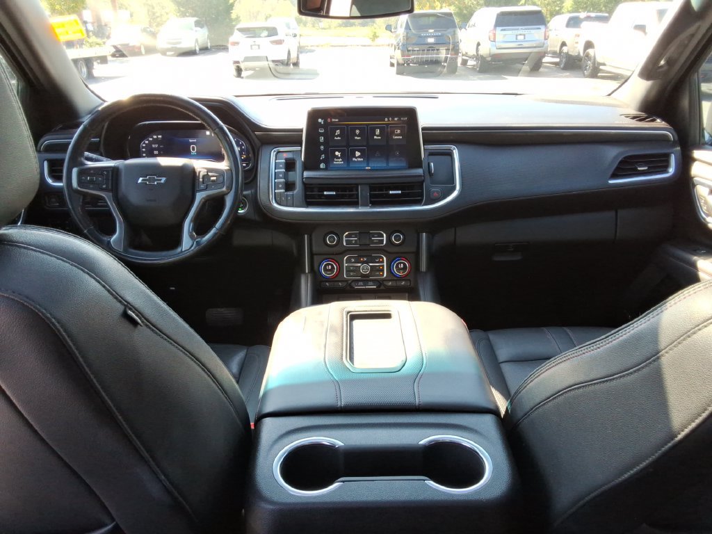 Used 2022 Chevrolet Suburban RST w/ Sport Performance Package AWD/4WD image 21