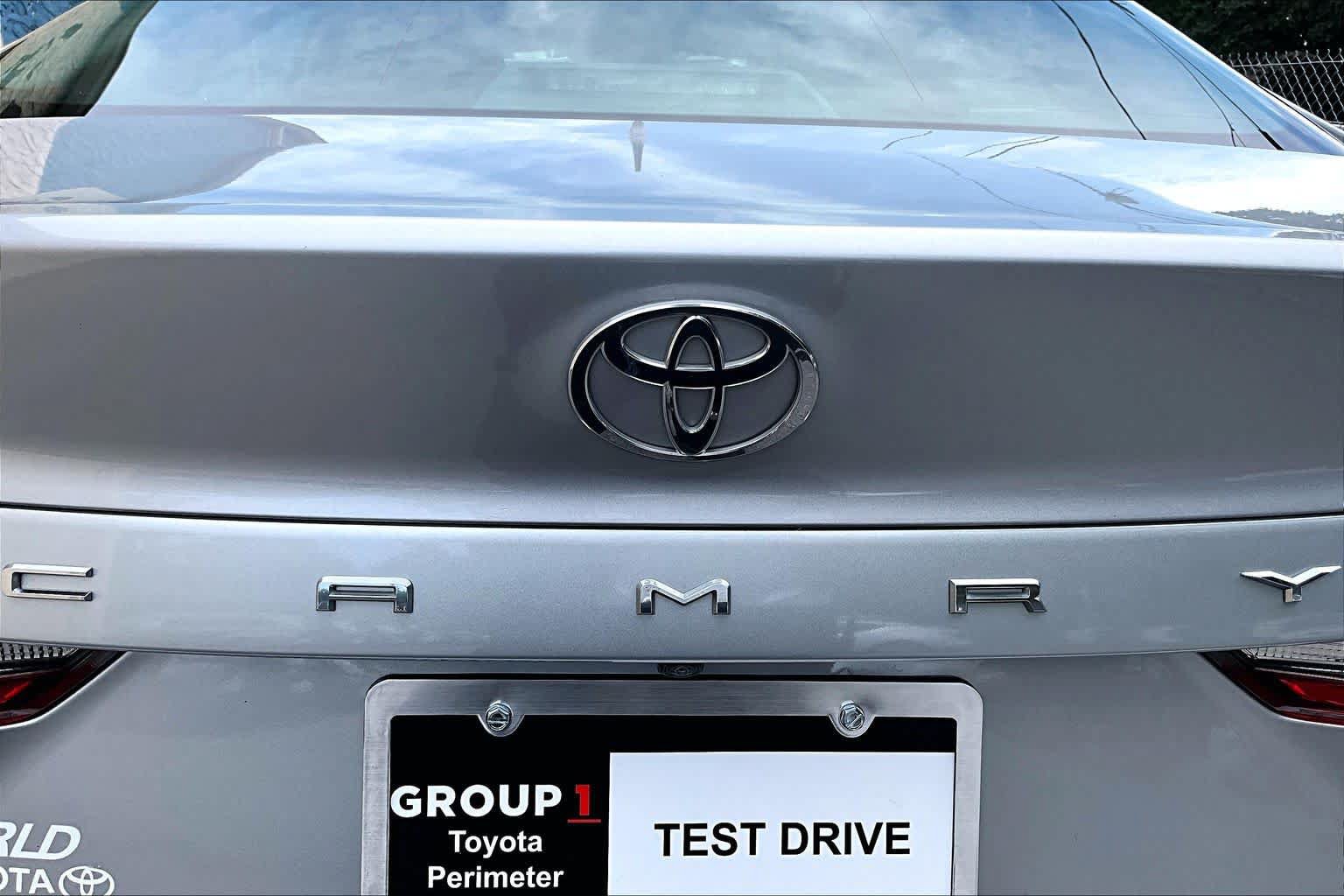 Used 2025 Toyota Camry LE FWD image 31