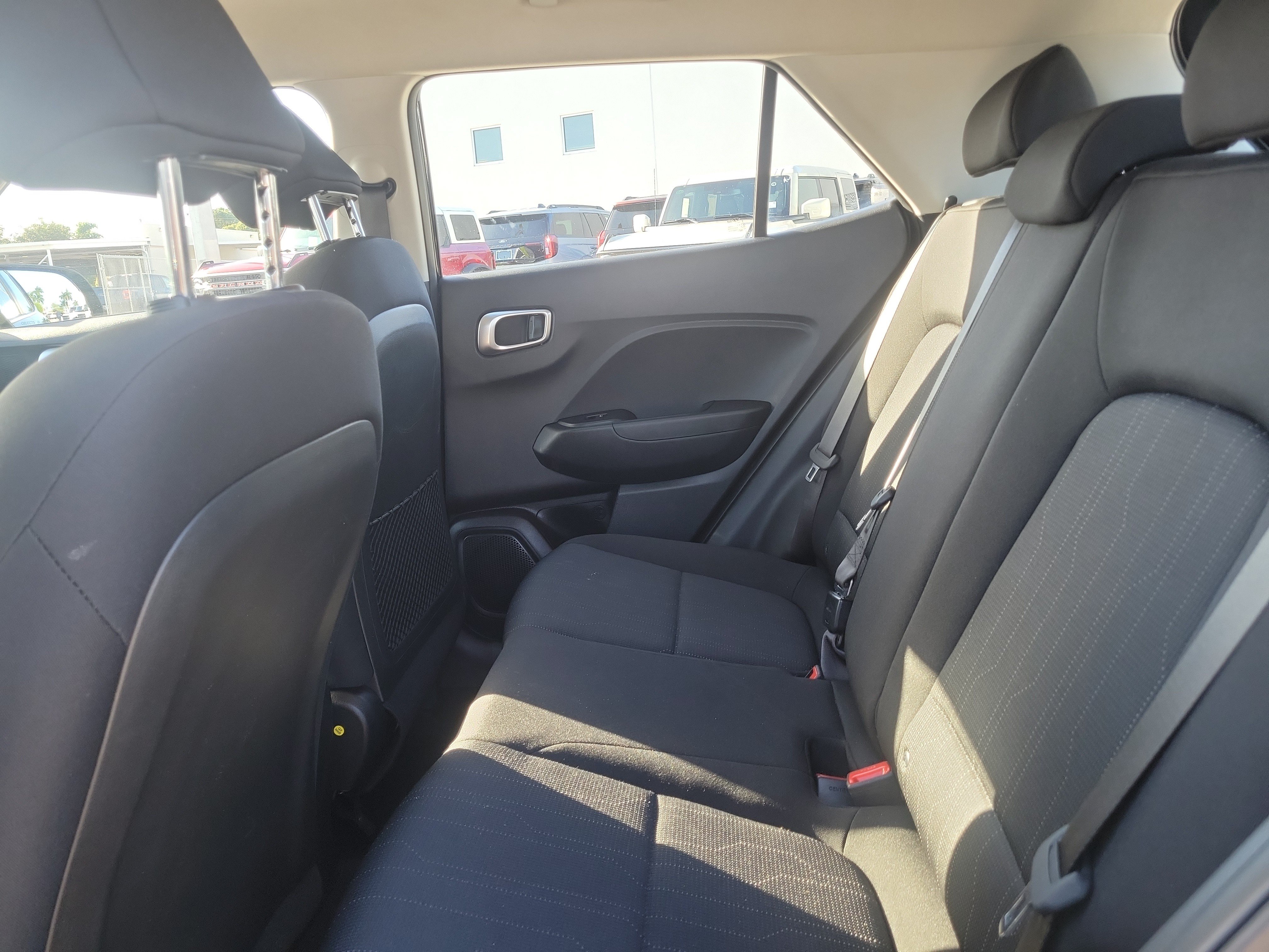 Used 2026 Hyundai Venue SE FWD image 14
