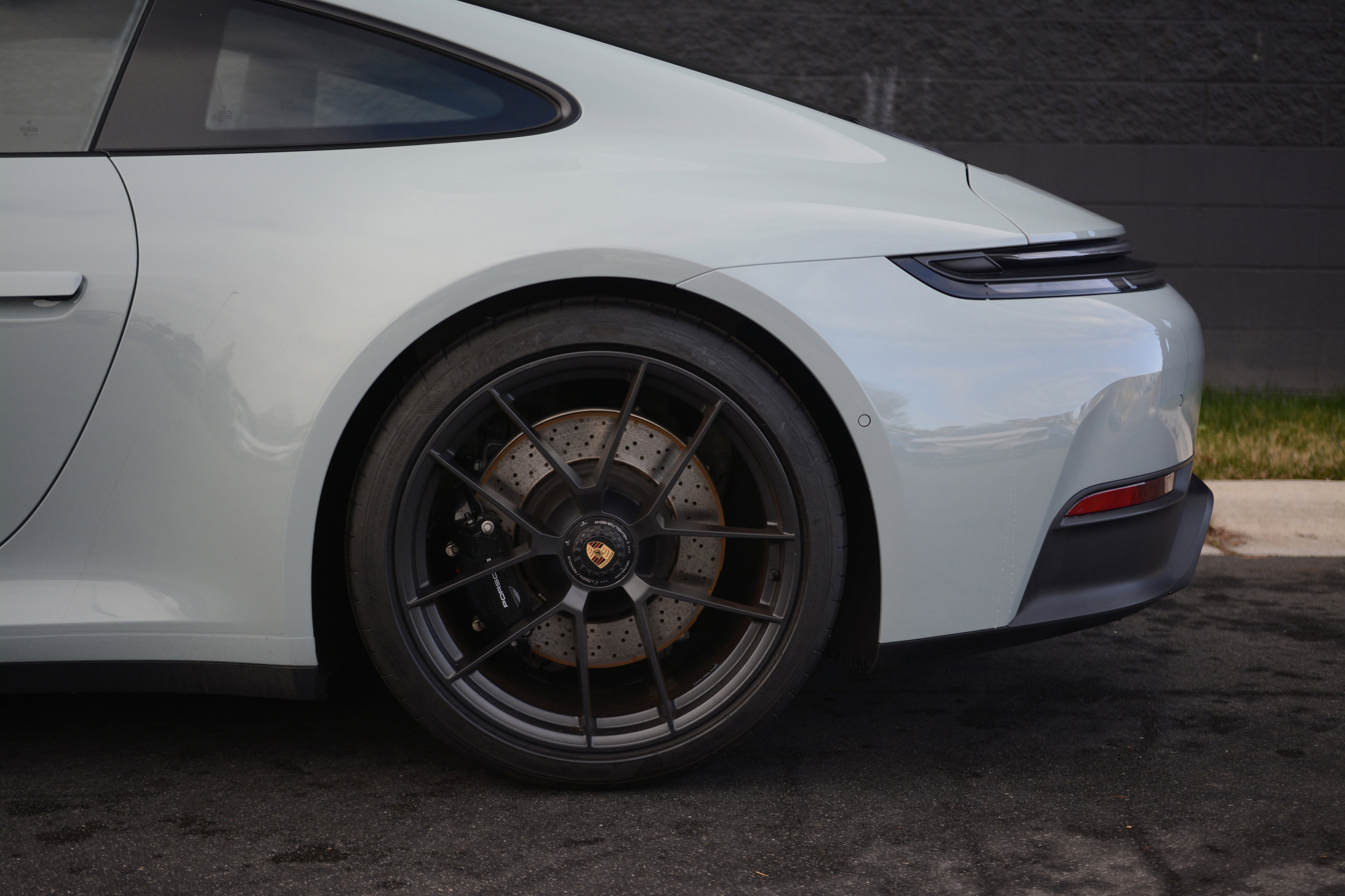 Certified 2025 Porsche 911 Carrera GTS RWD image 34