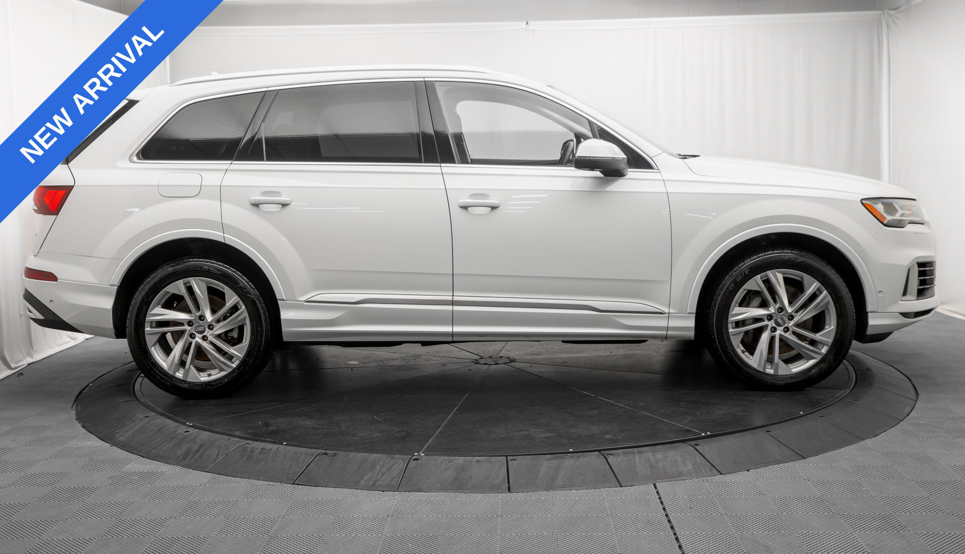 Used 2020 Audi Q7 3.0T Premium Plus AWD/4WD image 8