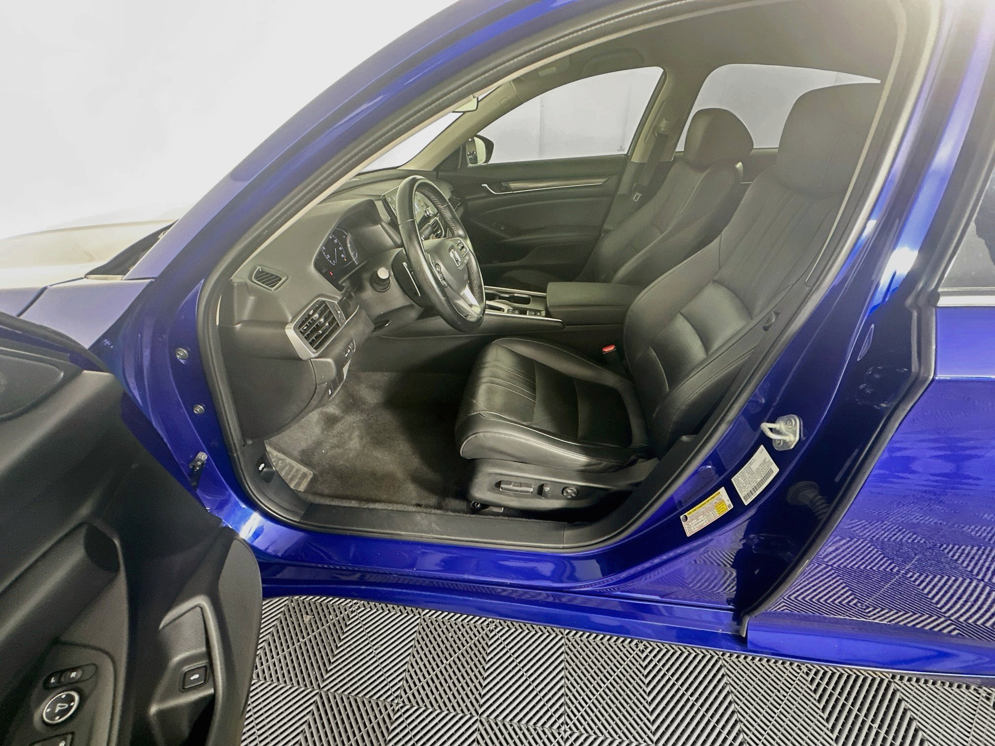 Used 2022 Honda Accord Sport Special Edition image 13