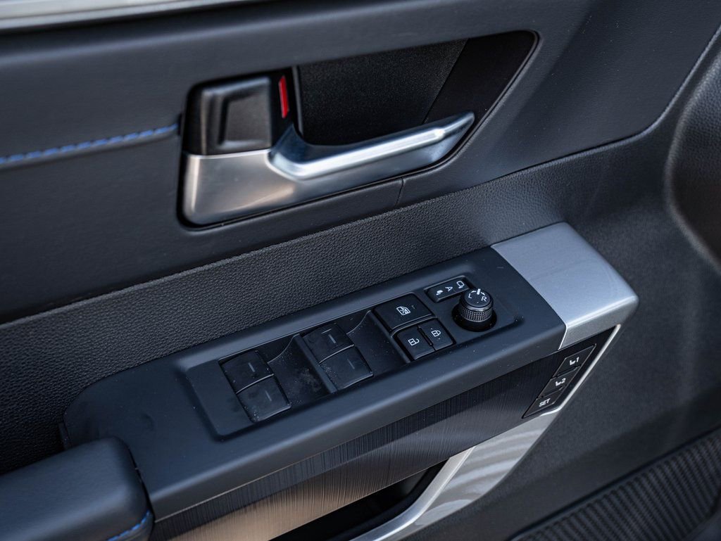 Used 2025 Toyota Tundra Platinum image 25