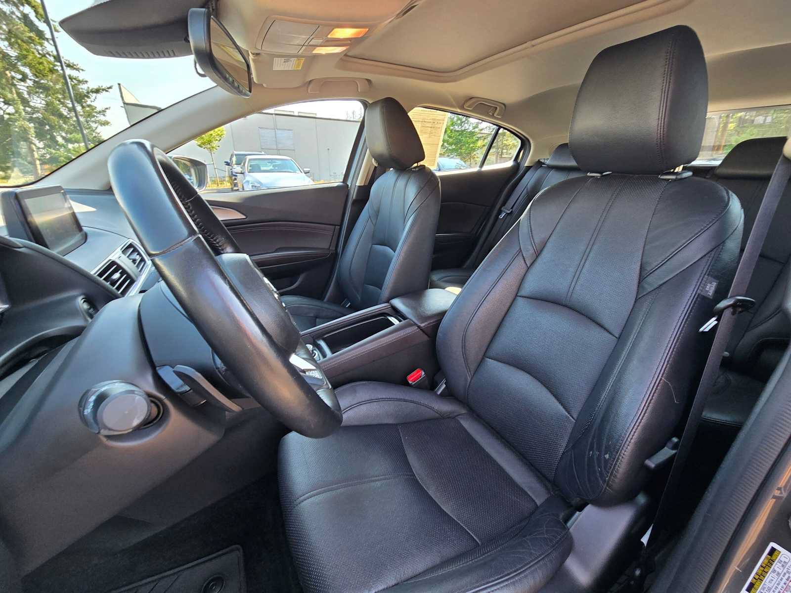 Used 2017 MAZDA MAZDA3 Grand Touring w/ Premium Equipment Package FWD image 21