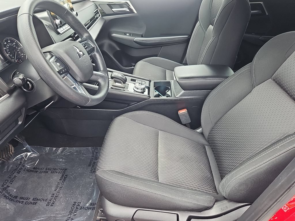 Used 2022 Mitsubishi Outlander ES AWD/4WD image 26