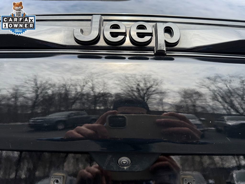 Used 2023 Jeep Grand Cherokee Altitude image 17