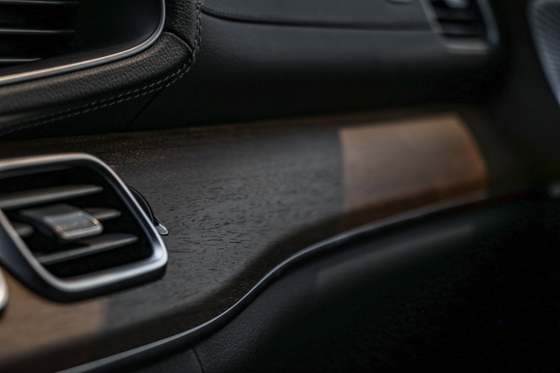 New 2025 Mercedes-Benz GLS 450 4MATIC image 17