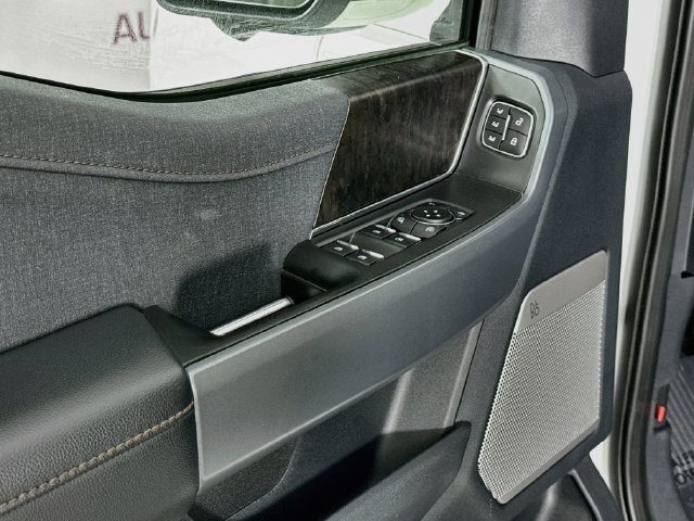 Used 2022 Ford F150 Lightning Lariat w/ Equipment Group 511A High AWD/4WD image 18