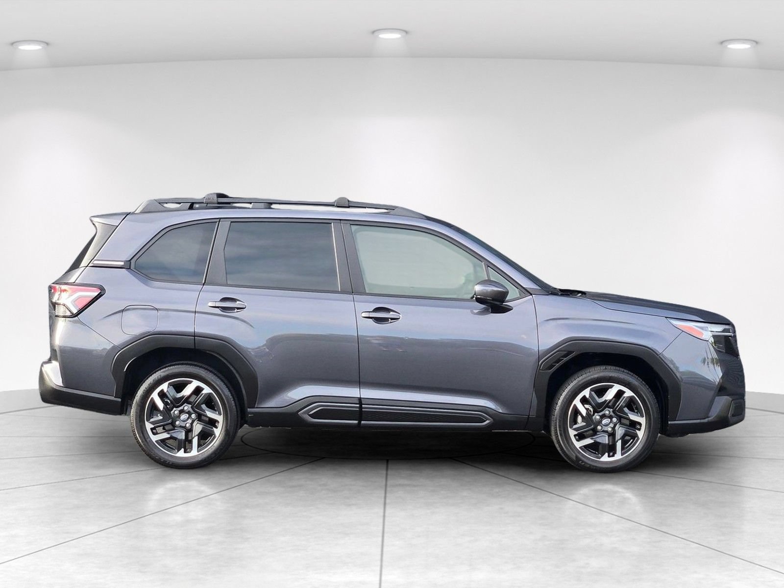 Used 2025 Subaru Forester Limited AWD/4WD image 7