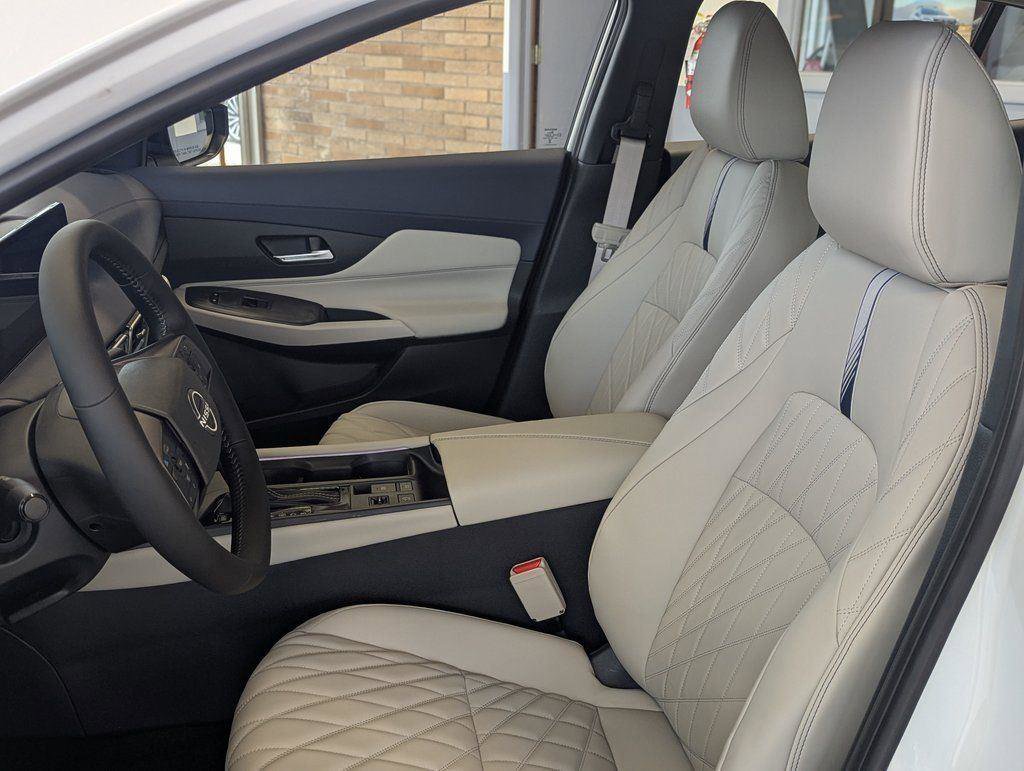 New 2026 Nissan Sentra SL w/ Floor Mat Package FWD image 14