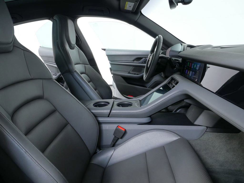 Certified 2022 Porsche Taycan 4S image 21