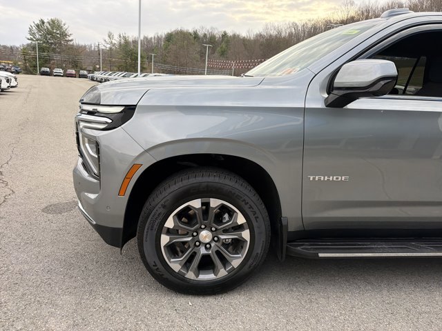 Used 2026 Chevrolet Tahoe LS AWD/4WD image 9