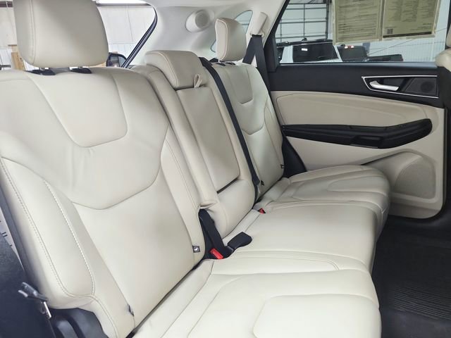 Used 2021 Ford Edge Titanium FWD image 43