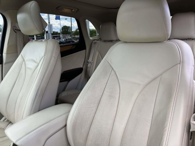 Used 2015 Lincoln MKC AWD w/ Equipment Group 101A Select image 24