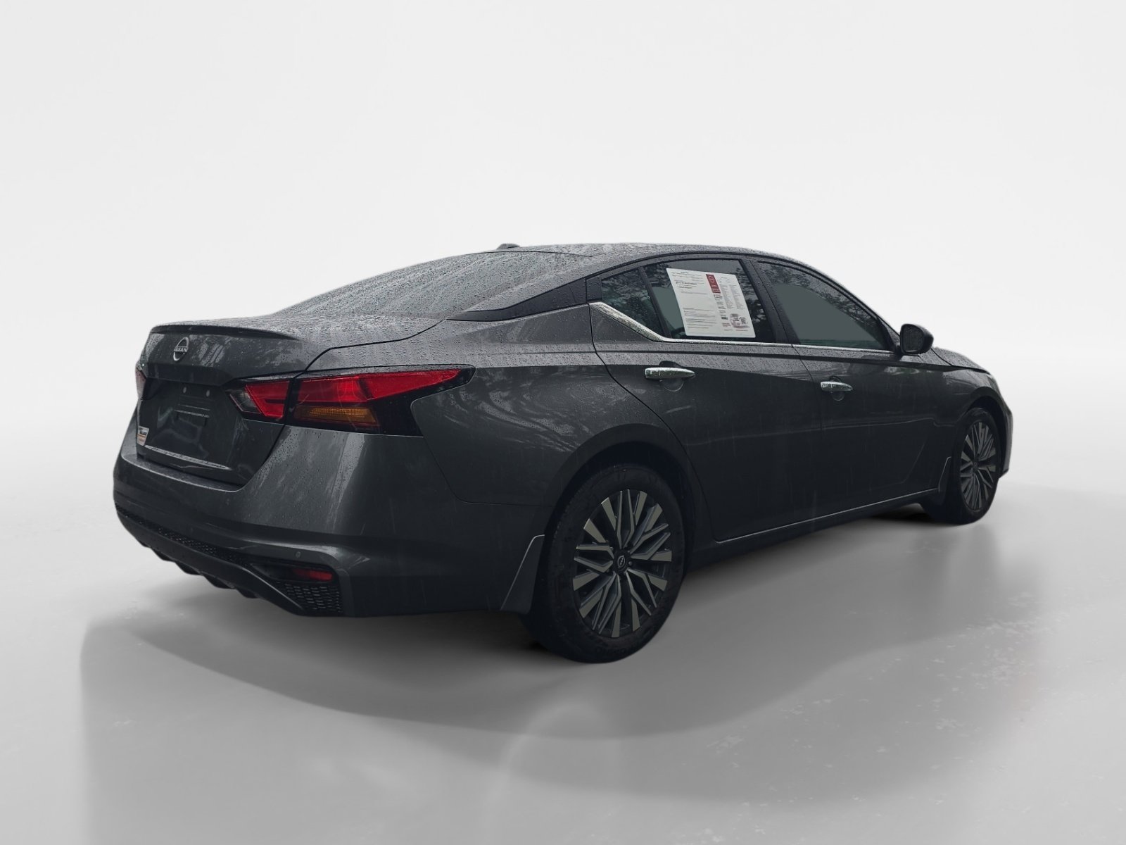 Used 2025 Nissan Altima 2.5 SV FWD image 5