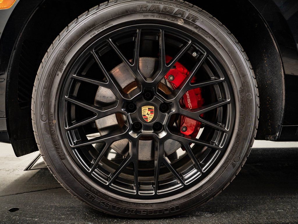 Certified 2021 Porsche Macan GTS AWD/4WD image 12