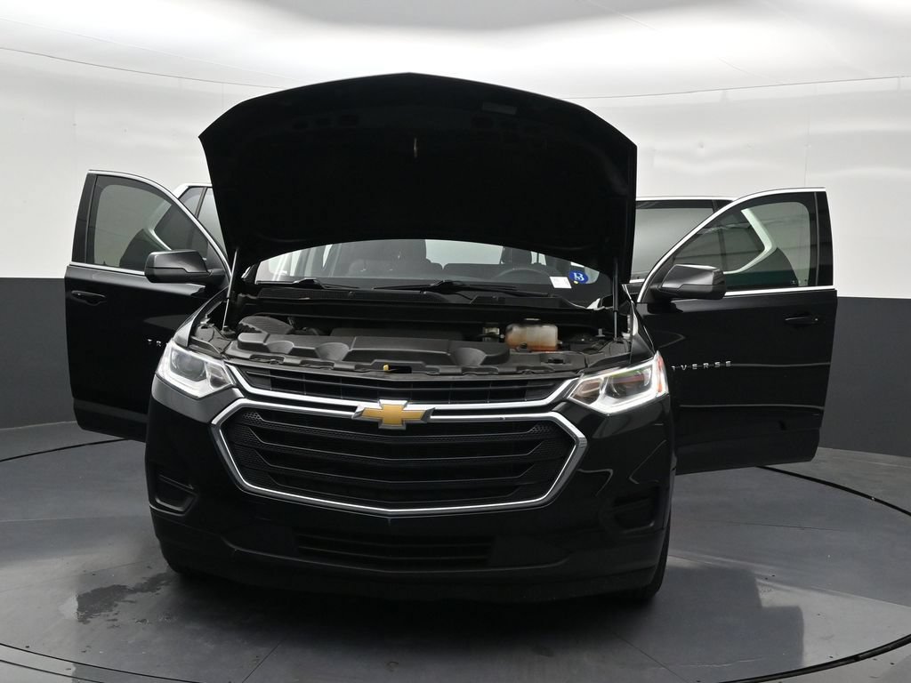 Used 2021 Chevrolet Traverse LS FWD image 37