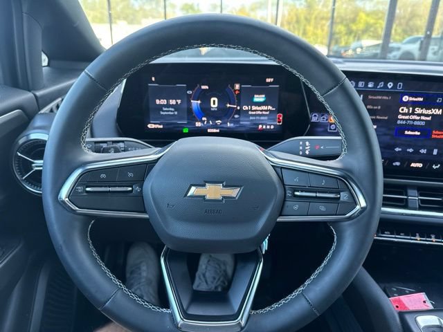 Used 2026 Chevrolet Equinox EV LT w/ Comfort Package AWD/4WD image 15