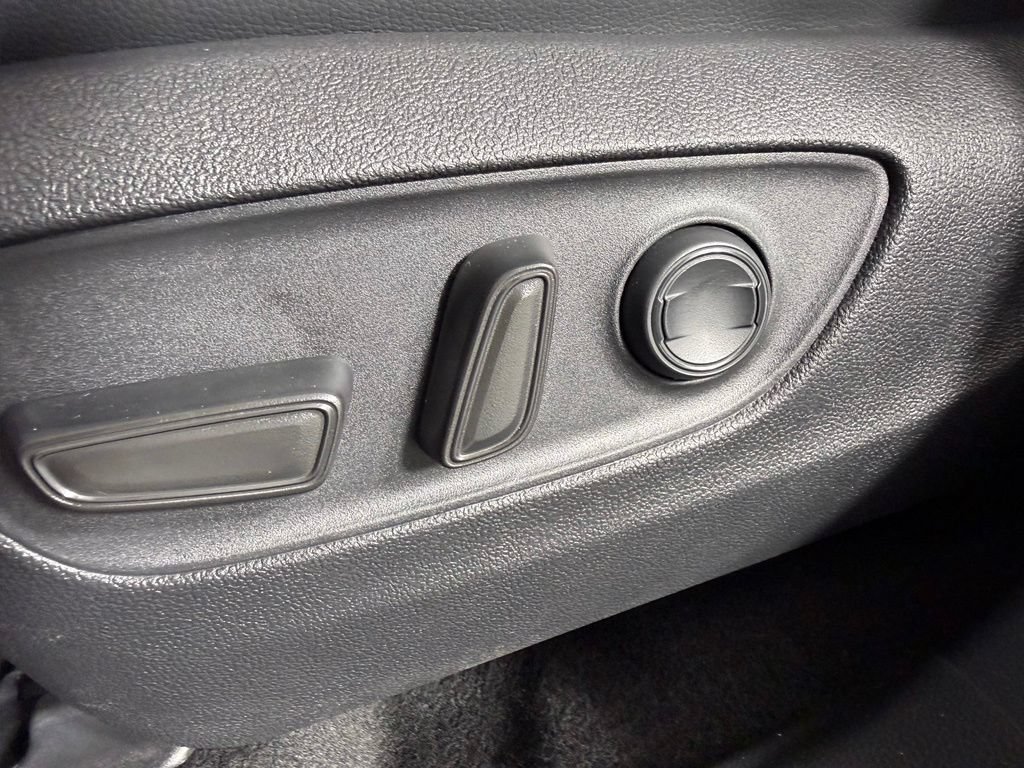 Used 2026 Toyota Highlander XLE AWD/4WD image 22