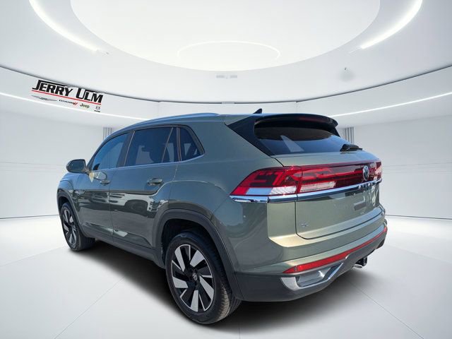 Used 2026 Volkswagen Atlas Cross Sport SE FWD image 5