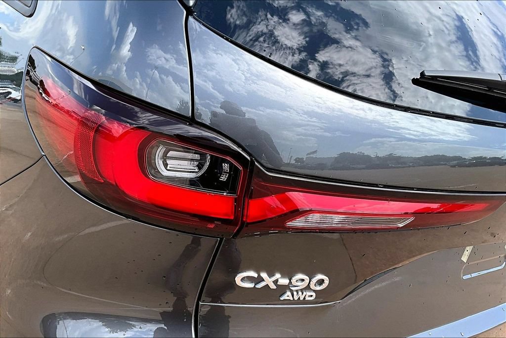 Certified 2025 MAZDA CX-90 Plug-In Hybrid w/ Premium Plus AWD/4WD image 29